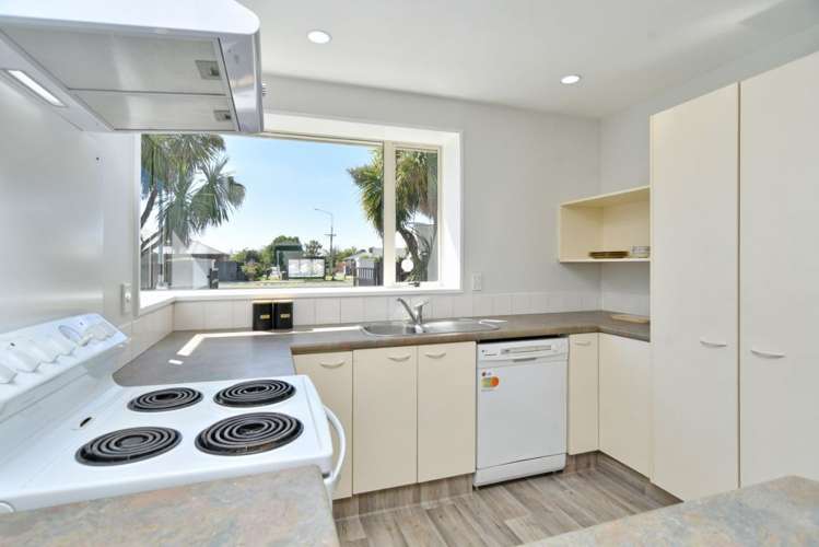 641 Main North Road Belfast_9