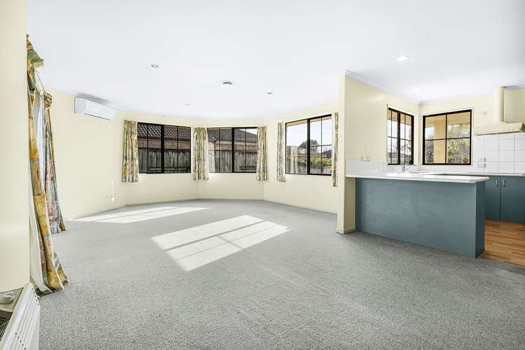 12 Farnham Close Rototuna North_12