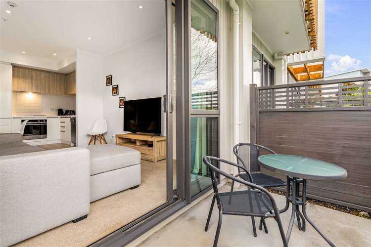 96 Squadron Drive Hobsonville_16