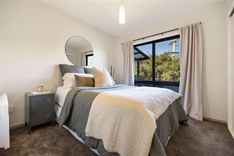 31 Watts Road Fernhill/Sunshine Bay_11