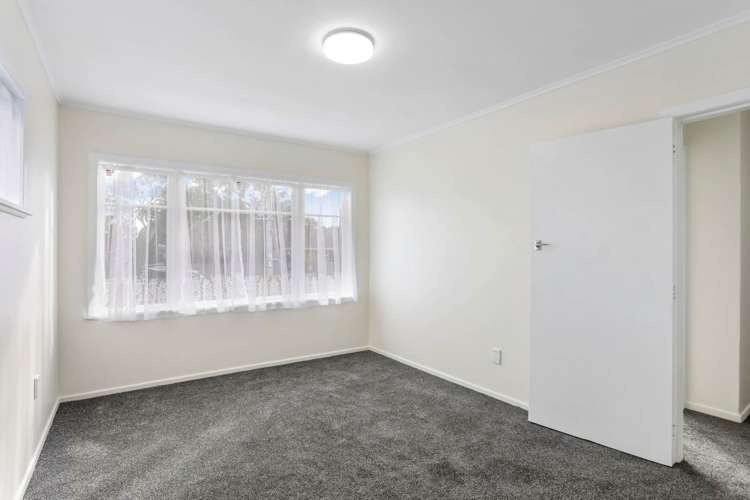 33 Graeme Avenue Mangere East_10