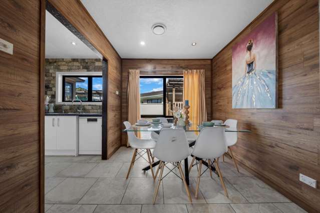 8 Papatahi Place Henderson_4