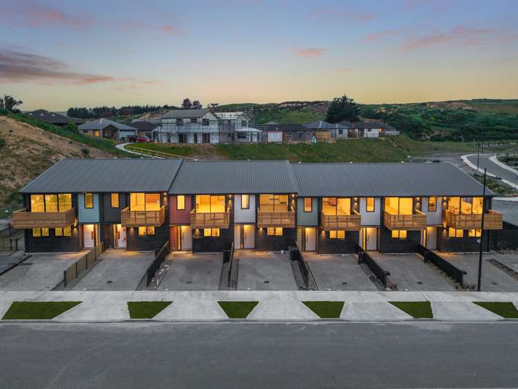 65 and 63 Oakum Road Whitby_25