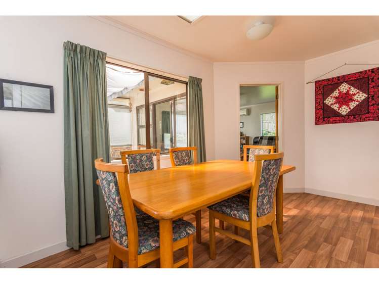 74c Seabrook Avenue New Lynn_3