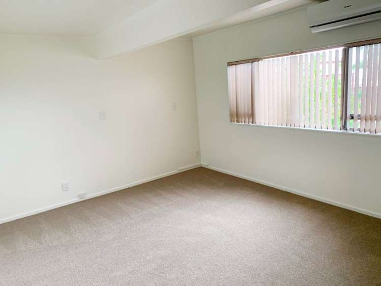 1 Scanlen Terrace Kelston_5