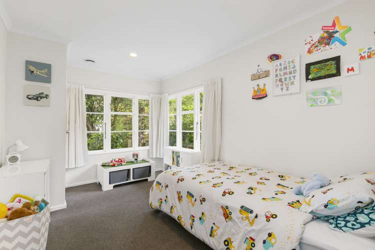 27 Chapman Crescent Naenae_7