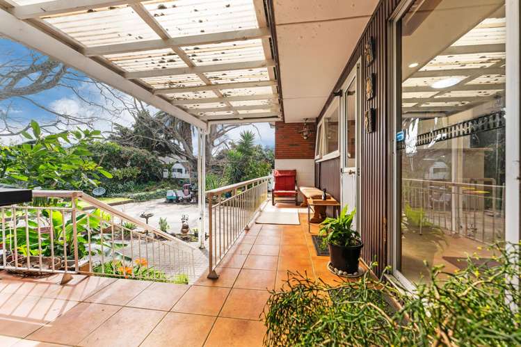 6 Youngs Road Papakura_2