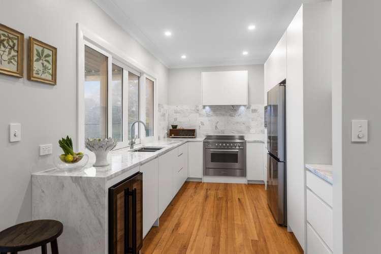 97 Scenic Drive Titirangi_8