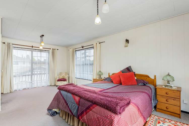 4 Cobham Place Solway_17