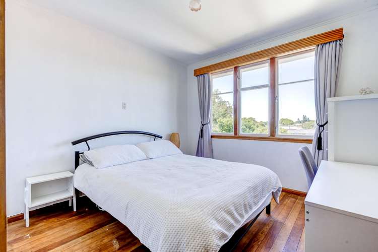 4 Albert Street Hamilton East_10