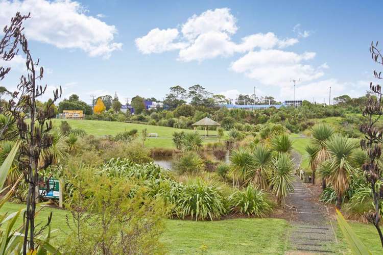 27/8 Margan Avenue New Lynn_11