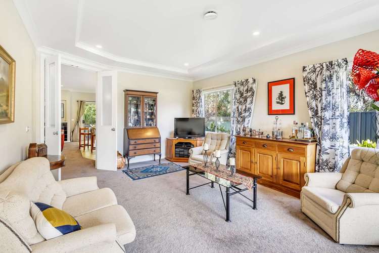 28 Delta Mews Place Clive_5