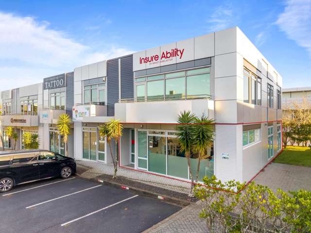 Ground floor corner office/service retail