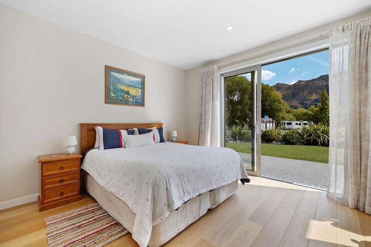 43 Benmore Place Glenorchy_15