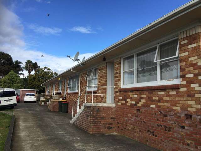 2/10 Grantham Road Papatoetoe_1