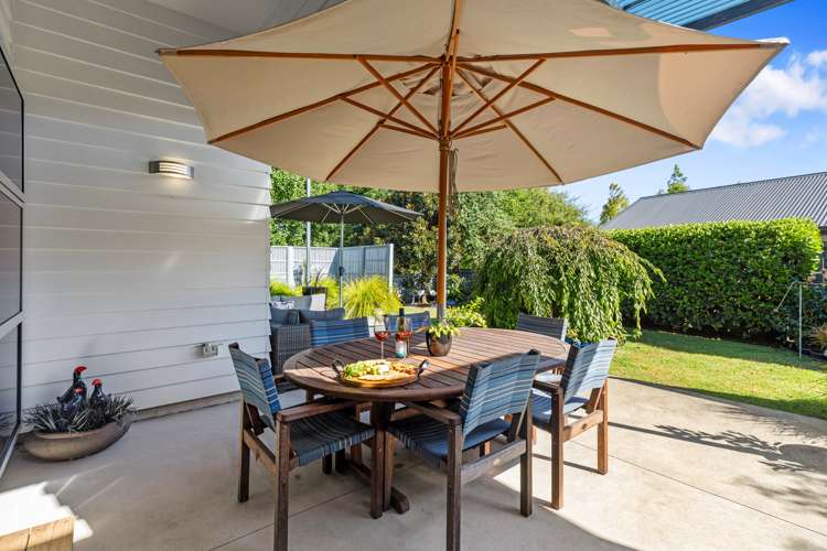 1 Ellesmere Close Pyes Pa_23