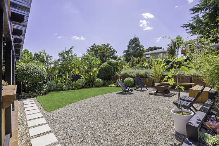 23 Sispara Place Beach Haven_17