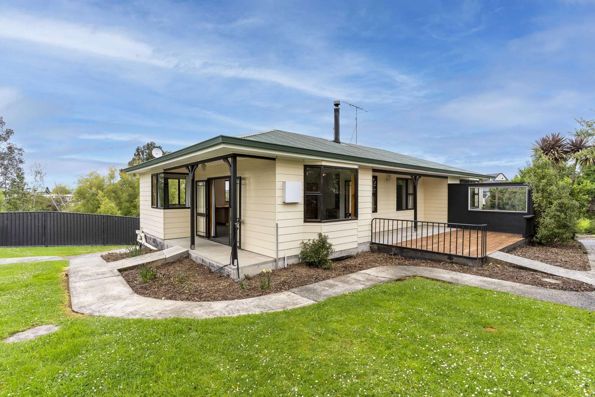 257 Clyde Street Balclutha_0