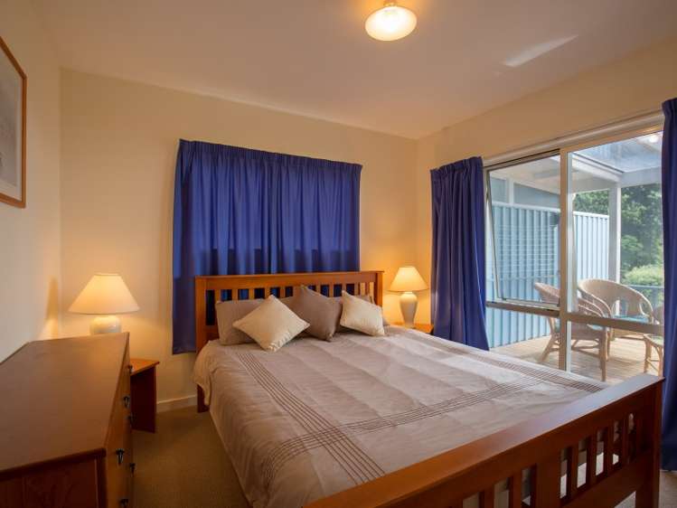 46 Bishop Road Parapara_6