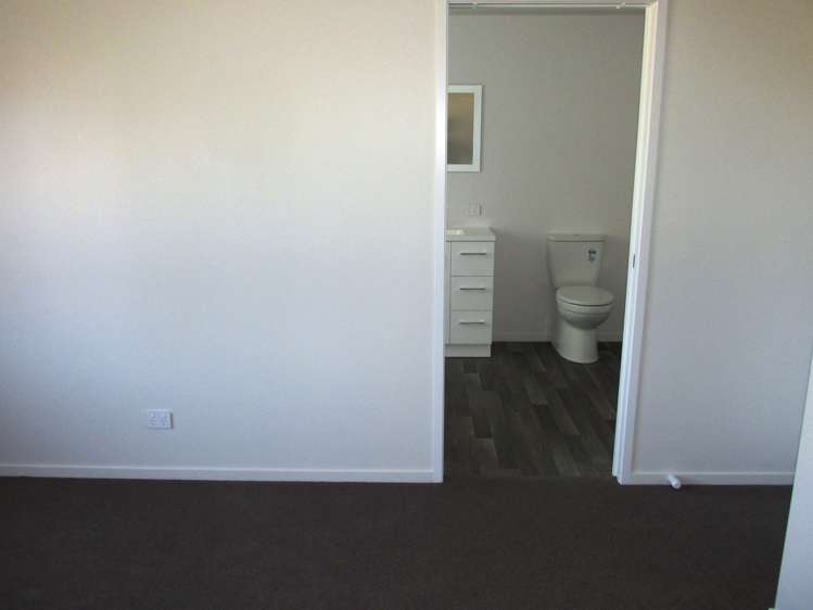 2 Church Street Reefton_4