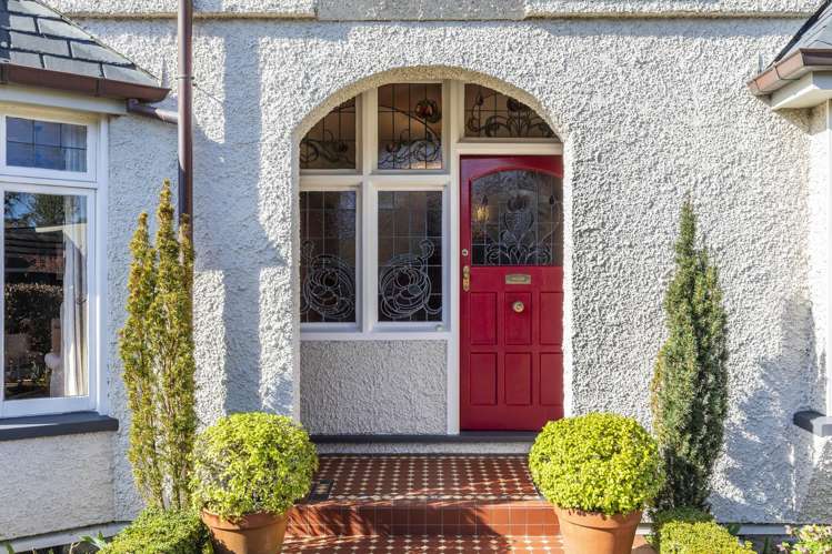 39 Holly Road Merivale_13