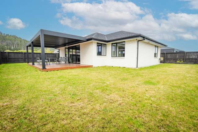 168 Coulson Road Paroa_1