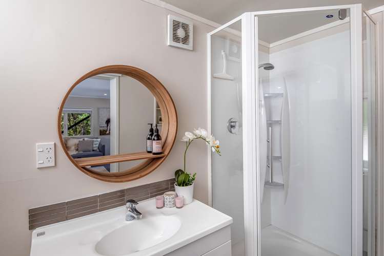 98 Park Hill Road Birkenhead_13