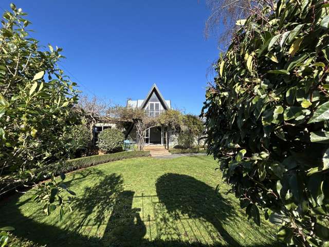 Spacious Greytown Home with Stunning Views