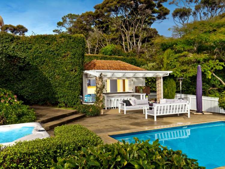 27 Bernard Magnus Lane Greenhithe_9