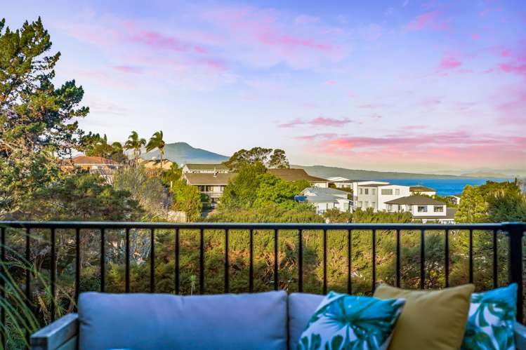 62 Parr Terrace Castor Bay_17