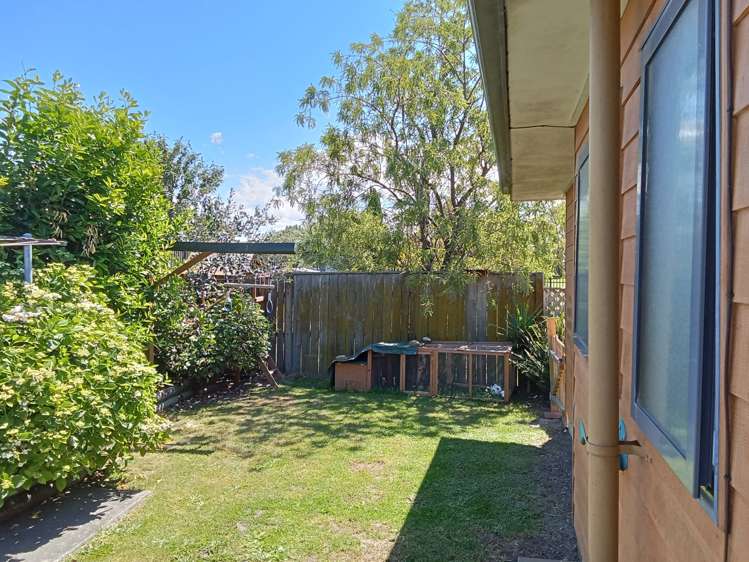 2/16 Alan Styles Place Greenmeadows_10