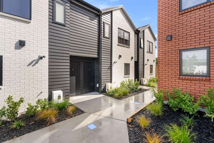 3/6 Fend Street 1053_1