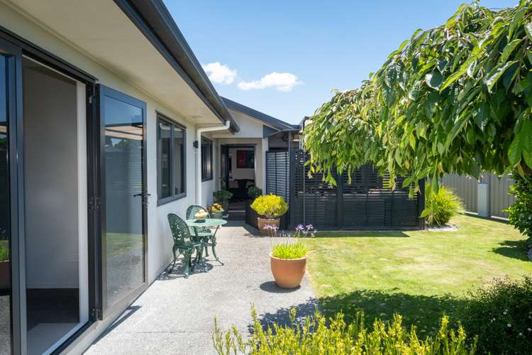 4 Anna Lane Raureka_23