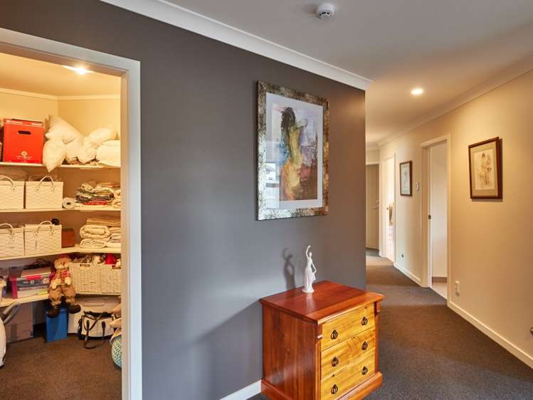 6 Trump Place Kelvin Grove_8