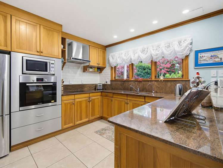 195 Beach Road Katikati_12