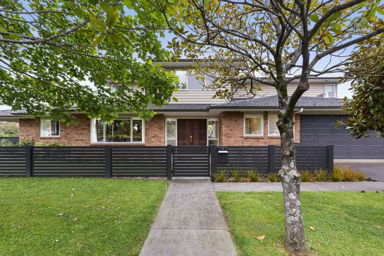 2 Vinograd Drive Te Atatu Peninsula_35