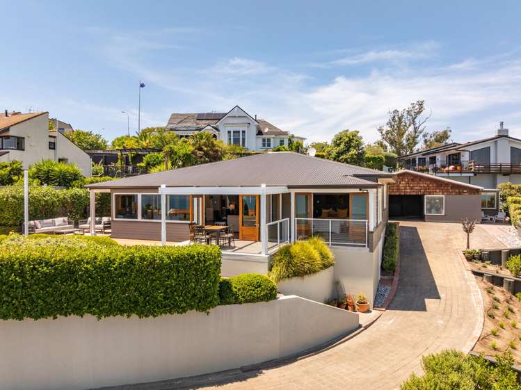 135 Thompson Road Bluff Hill_1