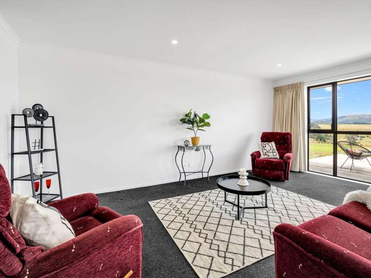 36 Varsity Heights Fitzherbert_10