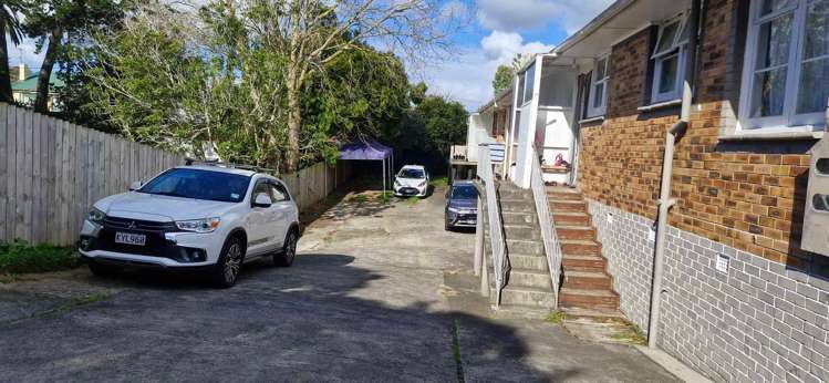 1/48 Ferndale Road_0