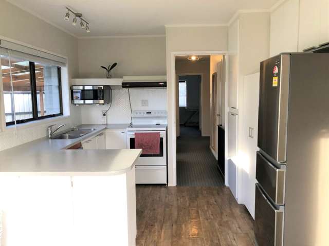 21 Elvira Place Ranui_2