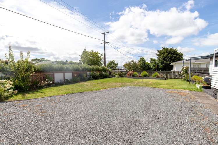 71 Pipiroa Road Ngatea_21