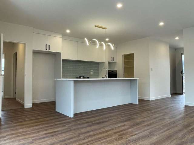 45 Surf View Crescent Red Beach_2