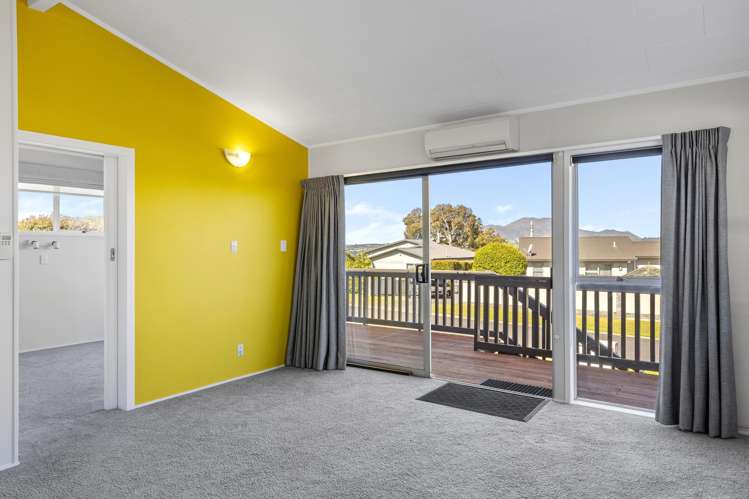 2/12 Isobel Street Acacia Bay_9