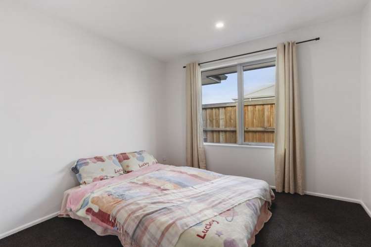 30 Mehrtens Crescent Woodend_12