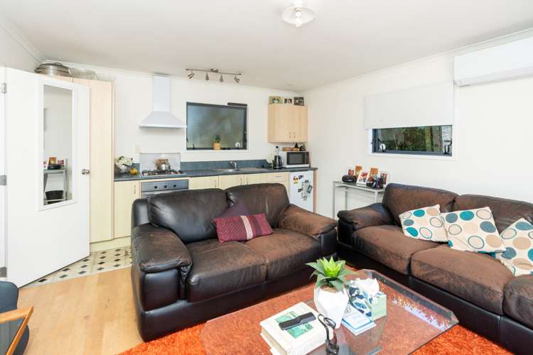 25 Rosalind Street Deanwell_15