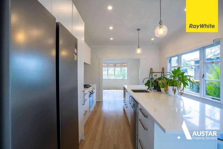  9 Hutchinson Avenue New Lynn_10