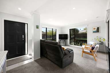 15 Wimbledon Close_2