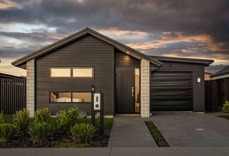 16 Trewern Avenue Chartwell_15