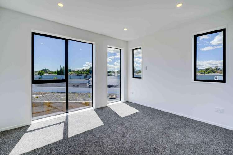 17 & 19 Aratuhia Lane Papakura_19