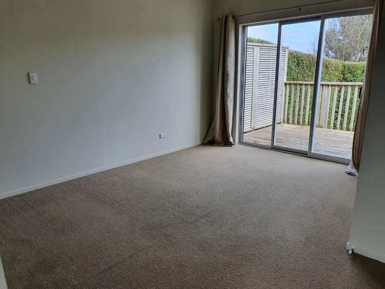 4a Rahui View Oakura_9
